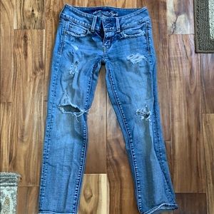 Ripped Short leg style jeans